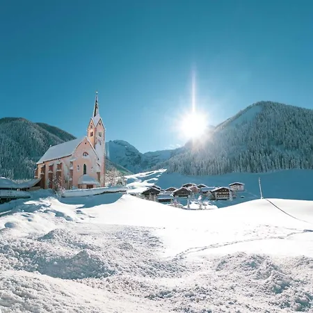 Appartementhaus Bergkristall Ξενοδοχείο με διαμερίσματα Kartitsch