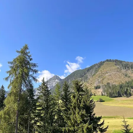 Appartementhaus Bergkristall Apart Otel Kartitsch