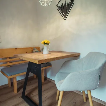 Ξενοδοχείο με διαμερίσματα Appartementhaus Bergkristall 4*