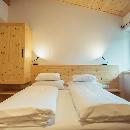 Appartementhaus Bergkristall 4* Kartitsch