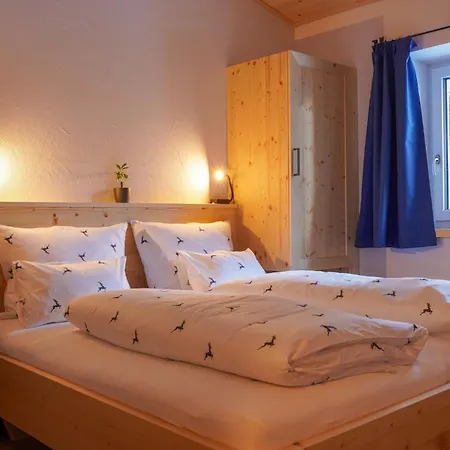 Lägenhetshotell Appartementhaus Bergkristall Kartitsch