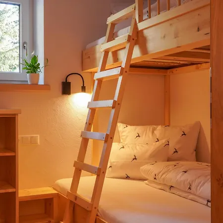 Appartementhaus Bergkristall Aparthotel 4*