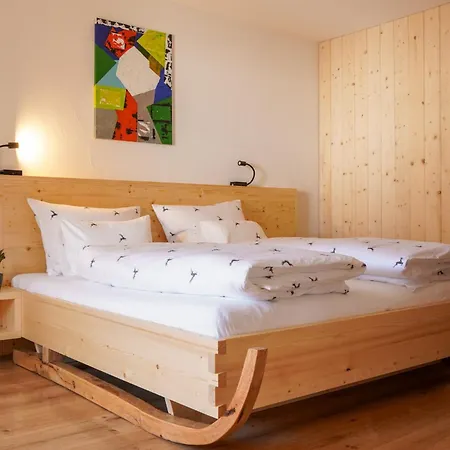 Aparthotel Appartementhaus Bergkristall