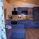 Lägenhetshotell Appartementhaus Bergkristall 4*